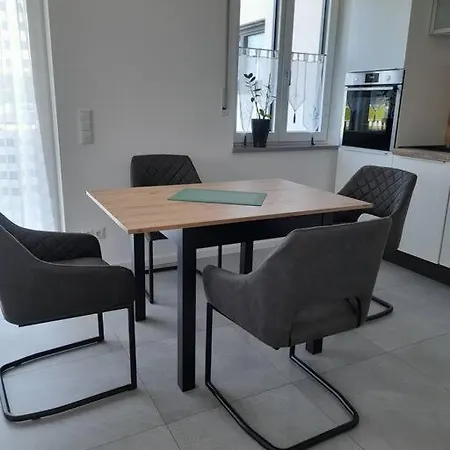 Schoene Ferienwohnung Direkt An Der Donau Apartment